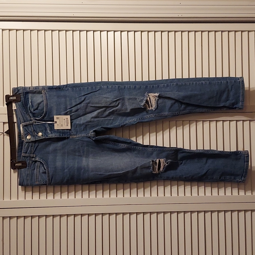 Zara mid rise skinny jeans size 12
